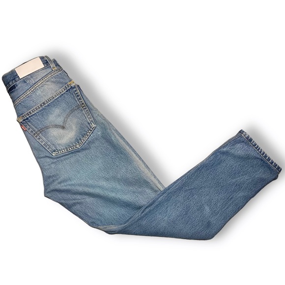 LEVI’S x RE/DONE Vintage High Rise Mom Jean (Size 27) - Picture 11 of 16